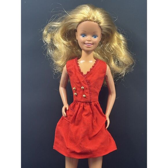 Vintage 1978 Skipper‎ With Vintage Skipper Clothes Some From 1960's. See Photos. - Picture 3 of 16